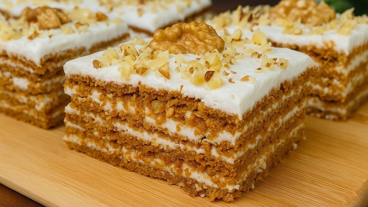Der beste gesunde Karottenkuchen! Kein Zucker, keine Butter, kein Gluten! Sommerdessert!