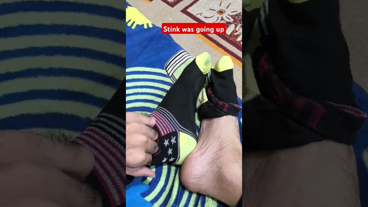 #feet #sockshorts #socks #sweatysocks#smellysocks#stinkysocks#mensocks#anklesocks#sockslover