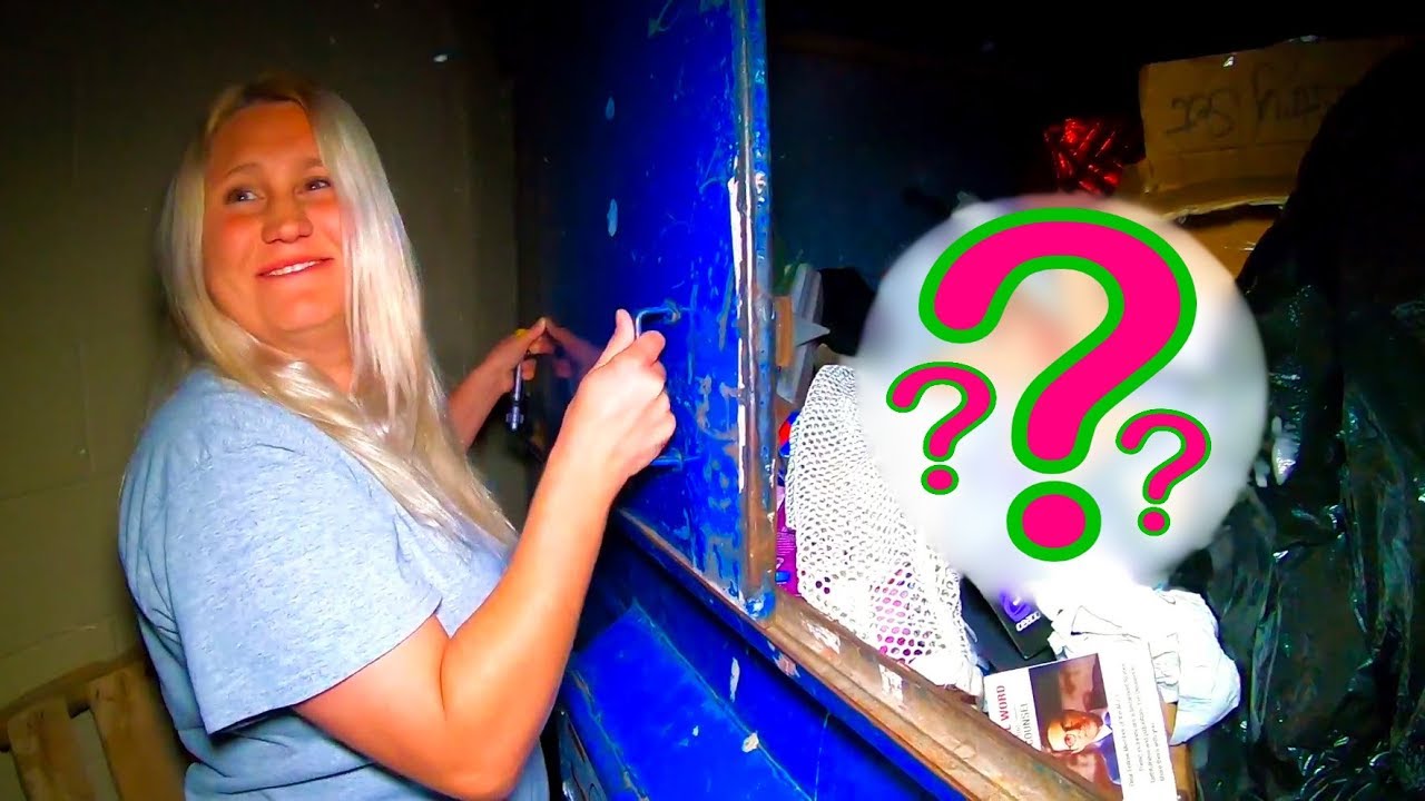 We Had An Awesome Treasure Loaded Night Of Dumpster Diving - This Is What We Found