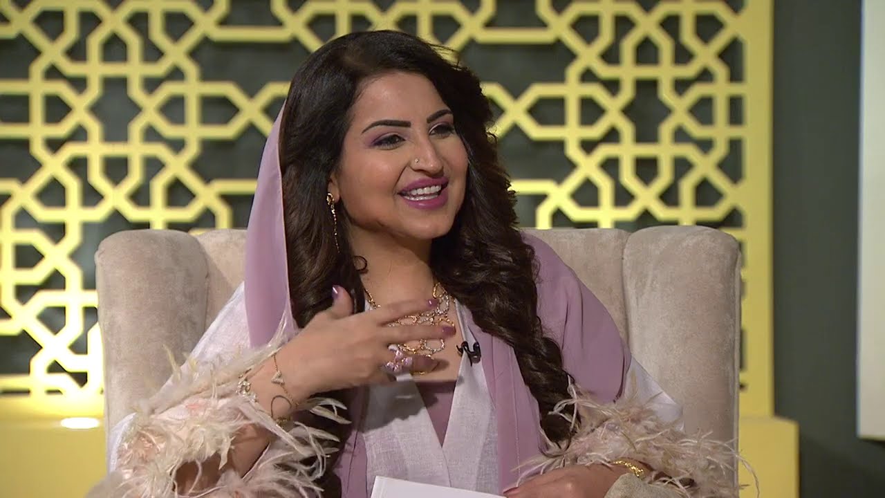 الفنانة خديجة معاذ مع سمر المقرن