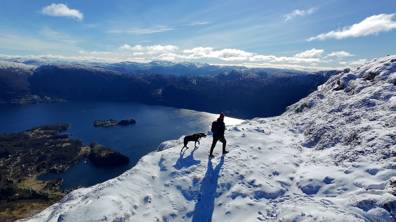 Bruviknipa (822 moh) på Osterøy - Opp sherpatrappene #Bruviknipa #Brøknipa #osterøy