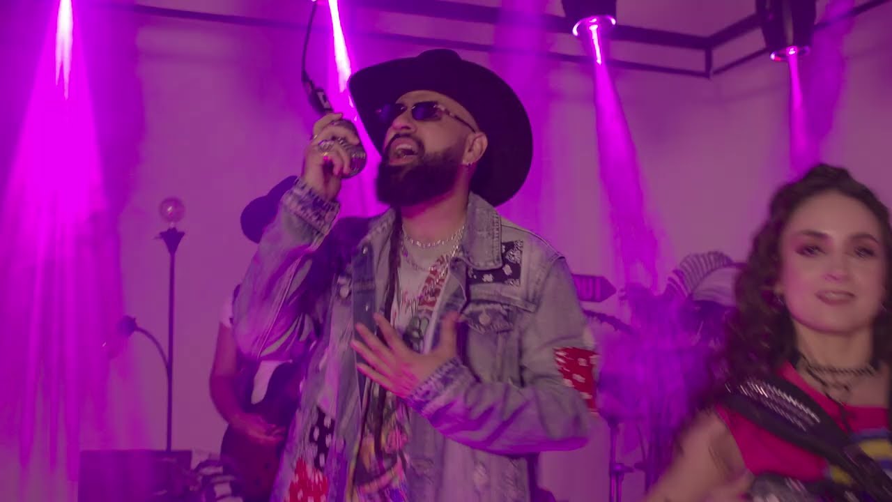 Los Madafakers - Rosa Pastel [Official Video]