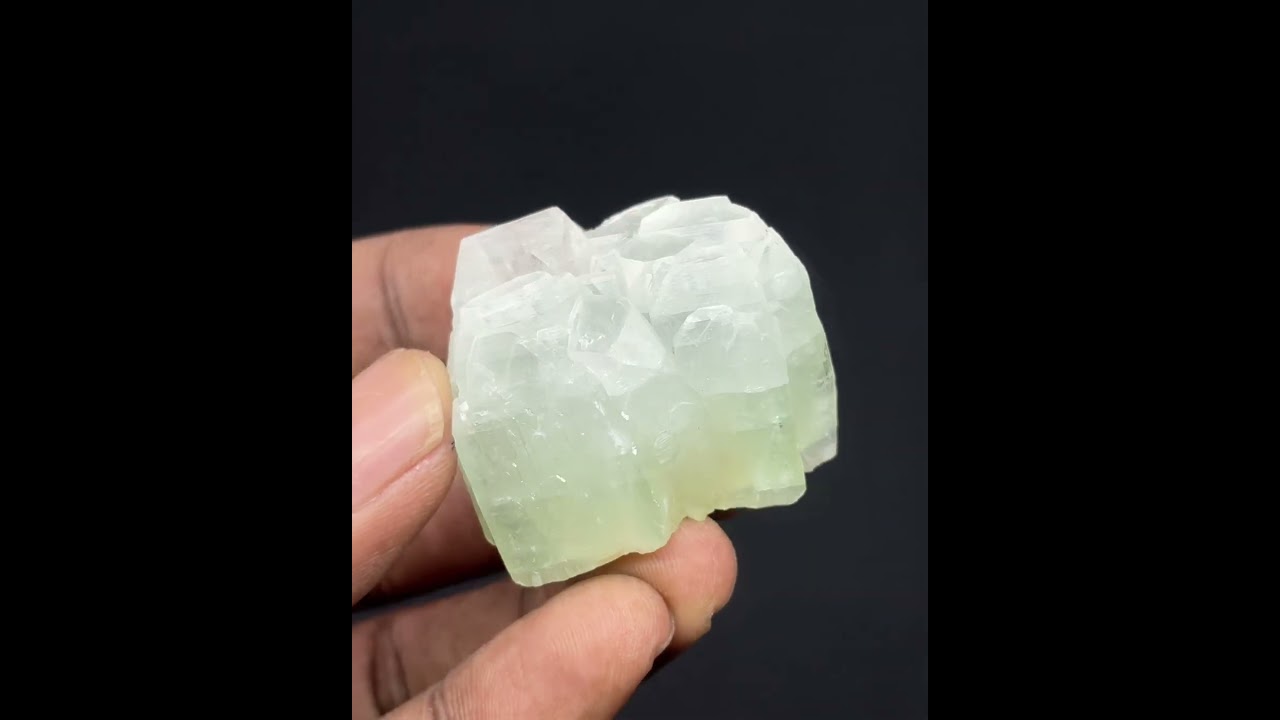 Natural green Apophyllite Mineral #apophyllite #minerals #mineralsforsale