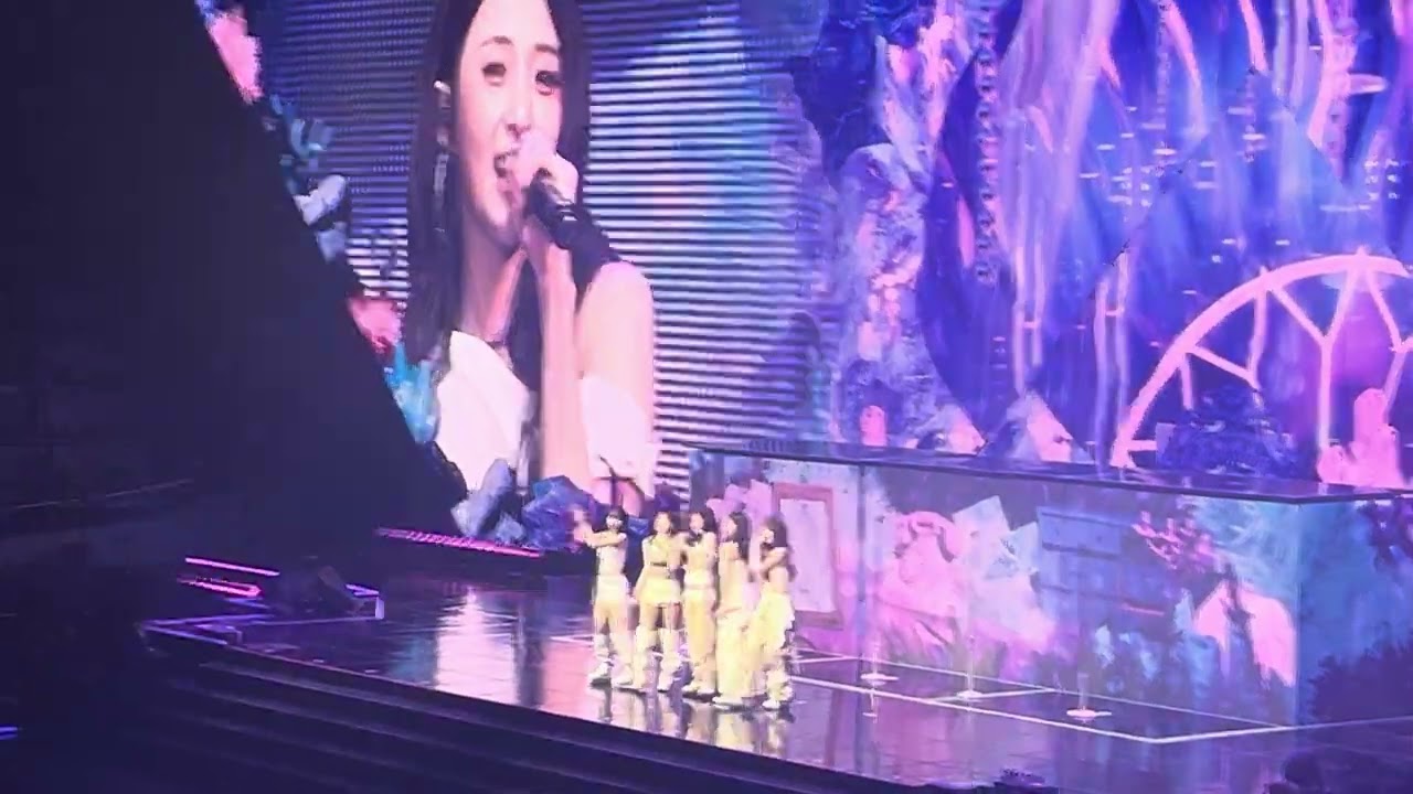 LESSERAFIM TOUR ‘EASY CRAZY HOT’ ENCORE IN SEOUL Day 2 “Pearlies”