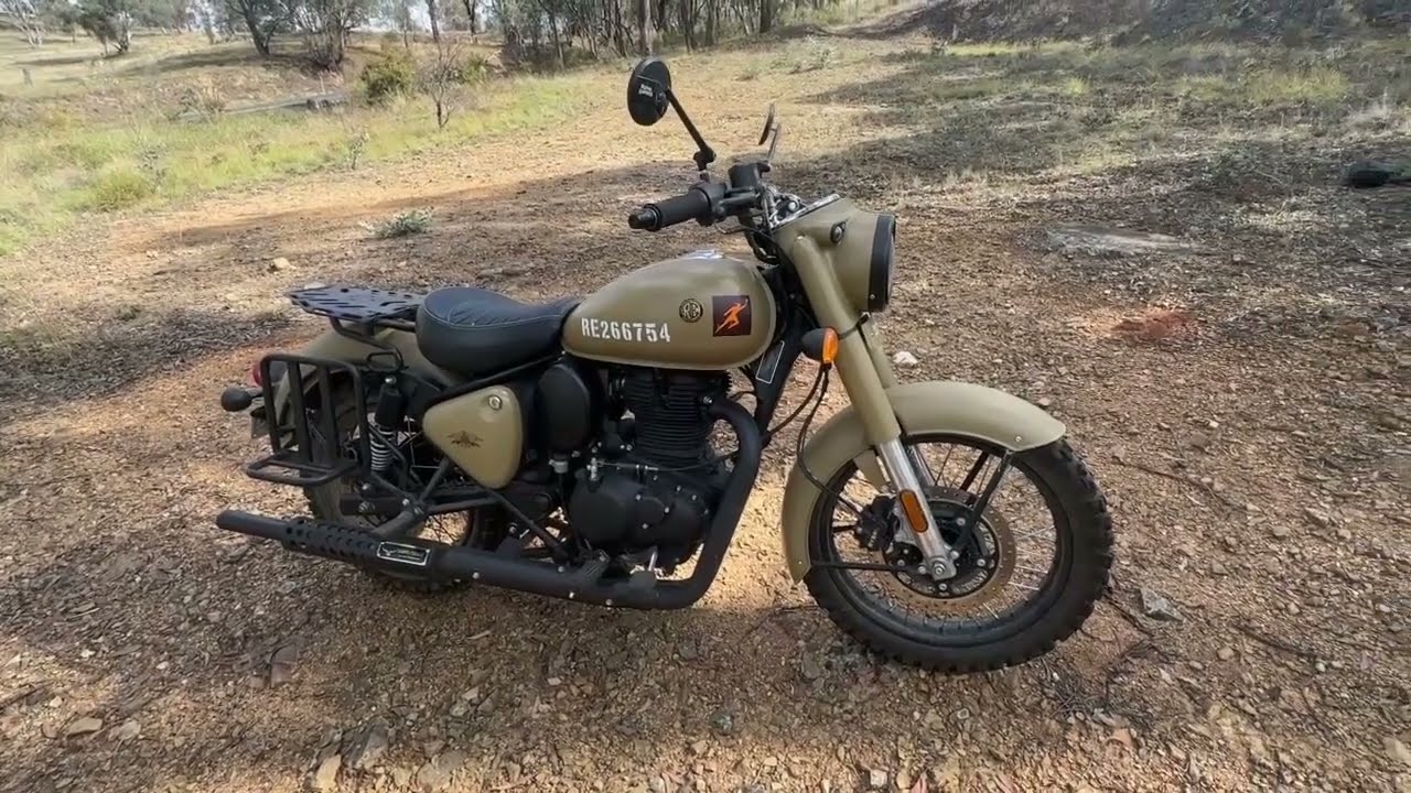 Royal Enfield Classic 350 Signals - Such a great bike!