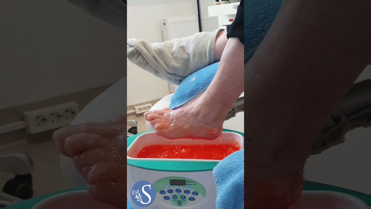 Herbstaktion: Fu&szlig;pflege oder Manik&uuml;re mit Wellnesspaket