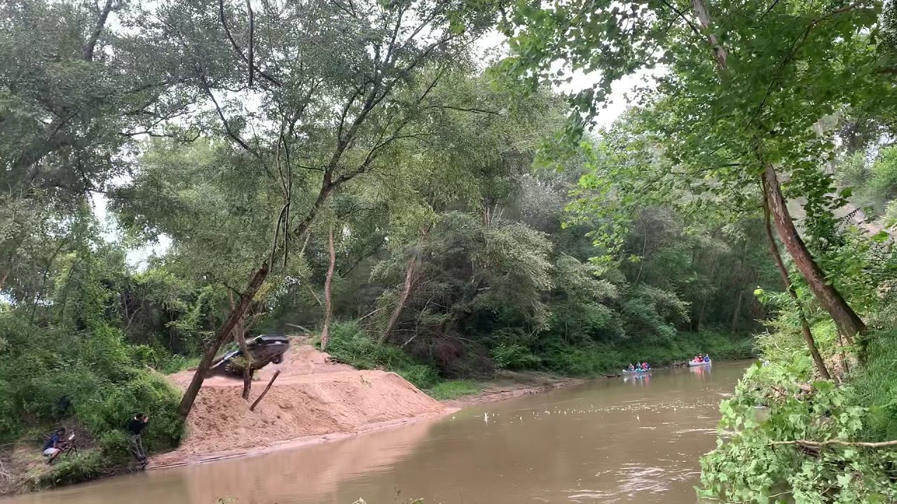 Bo&rsquo;s akstravaganza hellcat jump