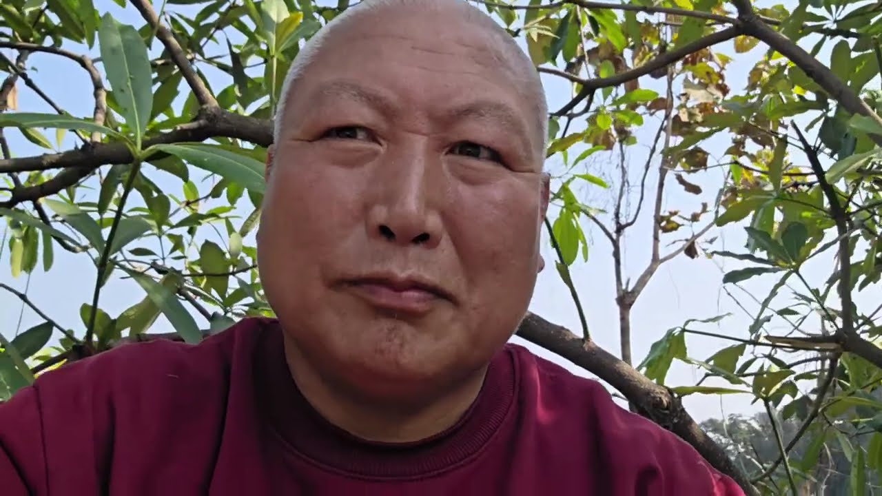 དེ་རིང་གི་དགོན་པའི་ལས་དོན་ངོ་སྤྲོད།