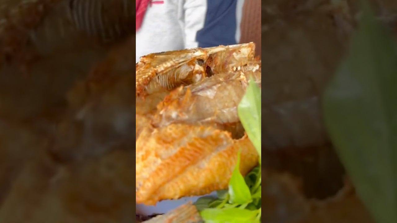 #KULINER DI ATAS PERAHU#eating#streetfood#ikanbakar#kuliner#banjarmasin#kalimantan#trending#viral