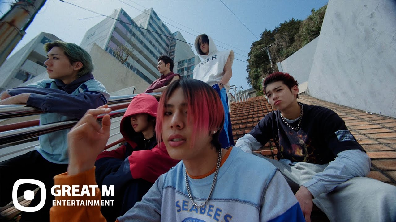 82MAJOR(82메이저) '뭘 봐 (TAKEOVER)' 𝐌𝐕