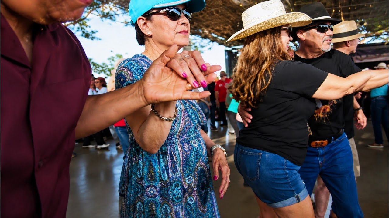 Bailando en el Tejano Conjunto Festival - 2023