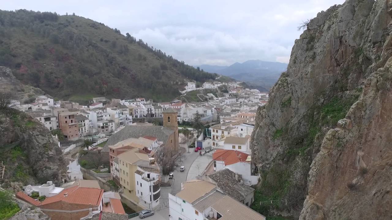 Cambil desde el cielo