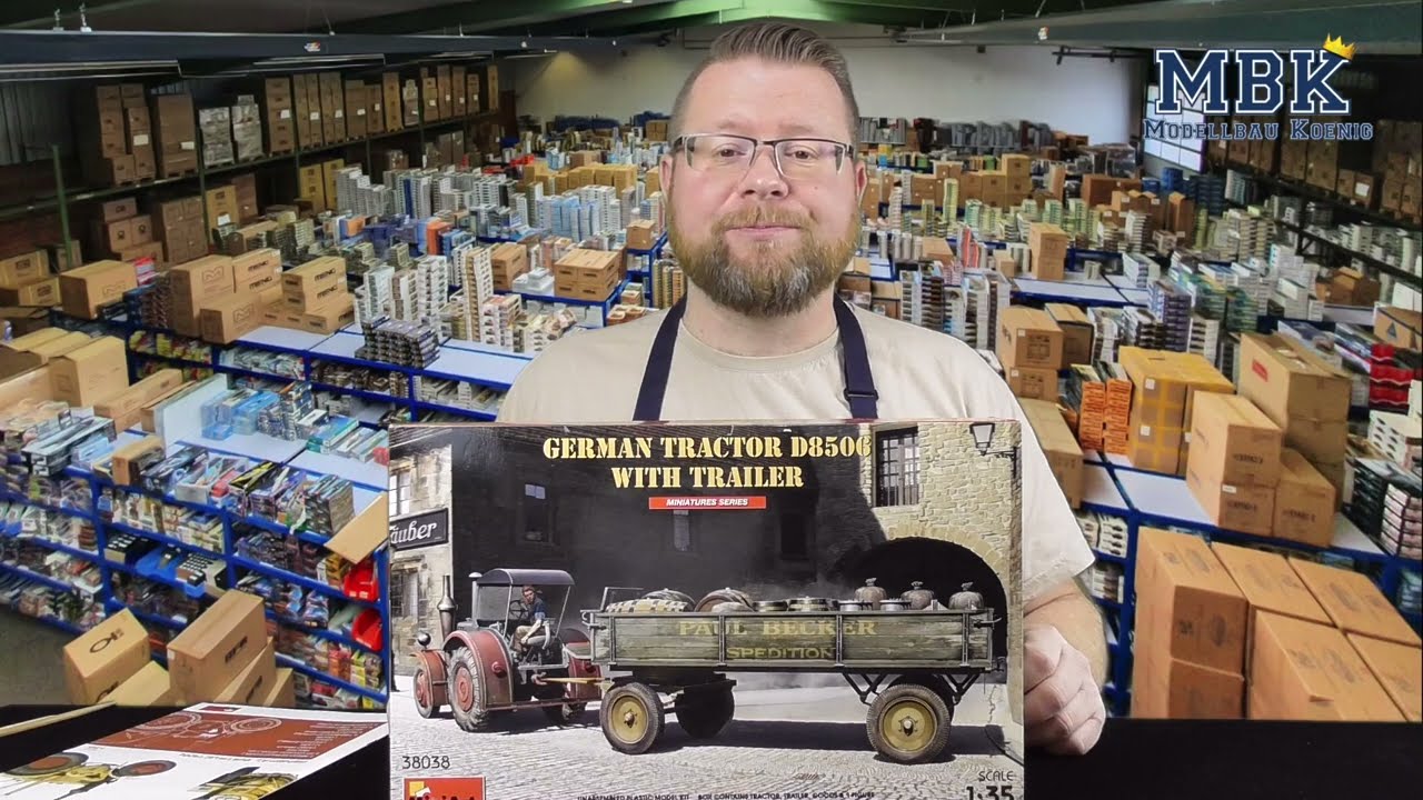 MBK packt aus #583 - 1:35 German Tractor D8506 w/Trailer (Miniart 38038)