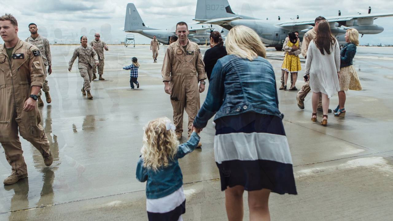Brooks Military Homecoming - MCAS Miramar