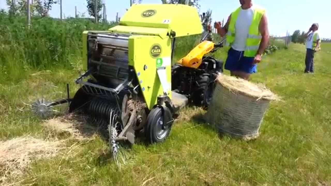 CAEB Mountainpress kis körbálázó & Pasquali XB50 egytengelyes traktor Auditker