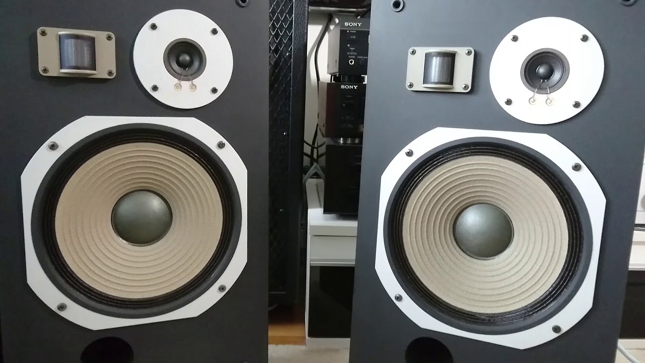 PIONEER HPM-50 Type: 3 way, 3 driver loudspeaker system