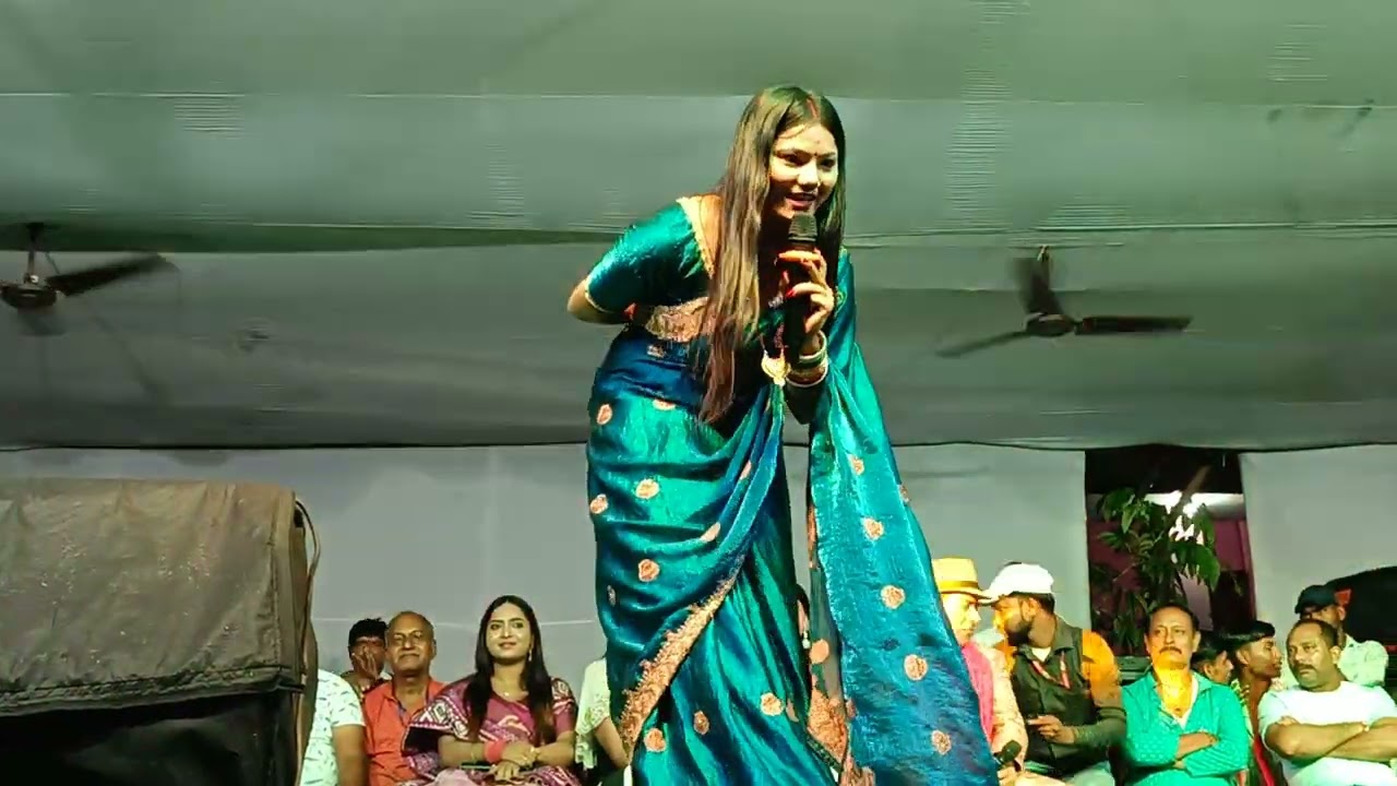 उषा यादव के सबसे वायरल स्टेज शो 