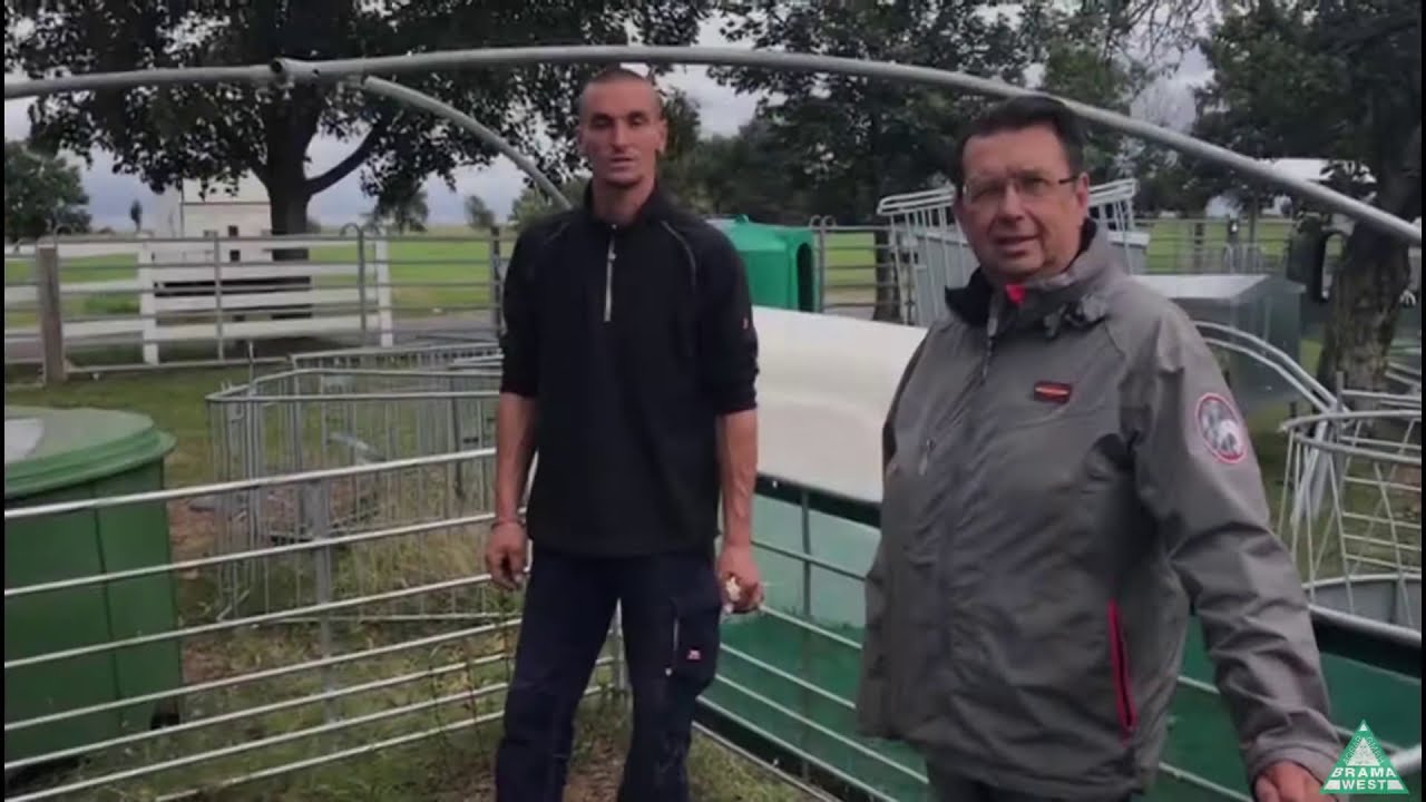 Weideunterstand mit Windschutznetzen