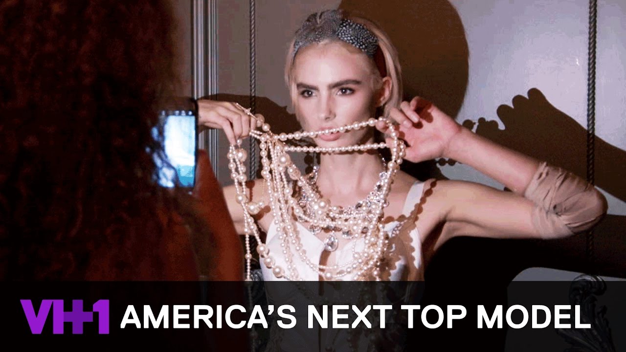 Drew Elliot's Paper Magazine Party Social Media Challenge | America's Next Top Model