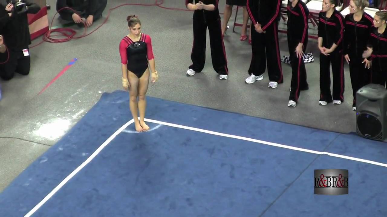 Perfect 10 - Courtney Kupets - Floor Exercise - vs Florida 2009 (HD)