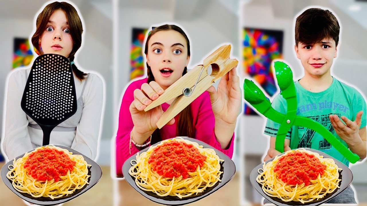 MÂNCĂM CU OBIECTE STRANII ! Challenge cu STAS si TAISIA