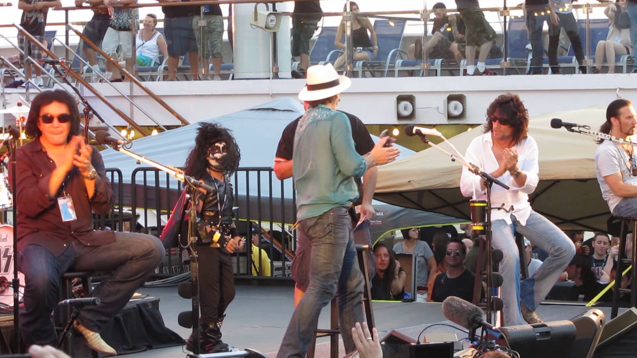 KK1 Q&A Kiss Kruise 2011