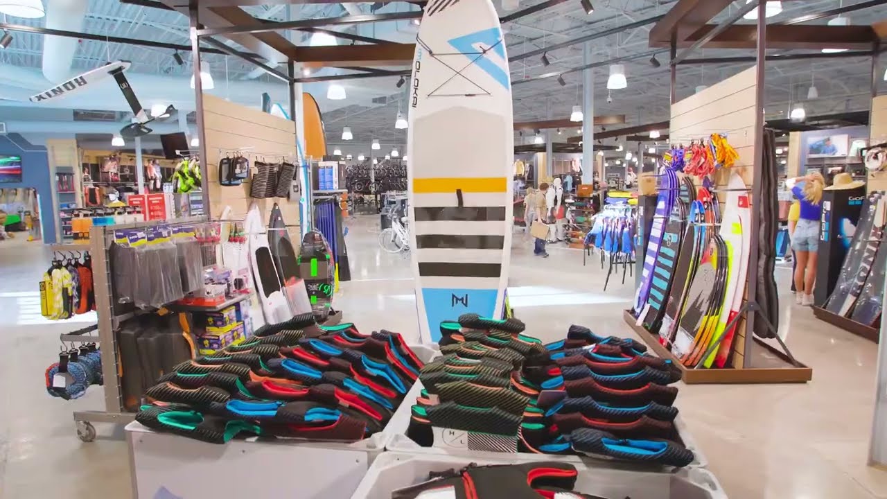 Al's Sporting Goods Store Design