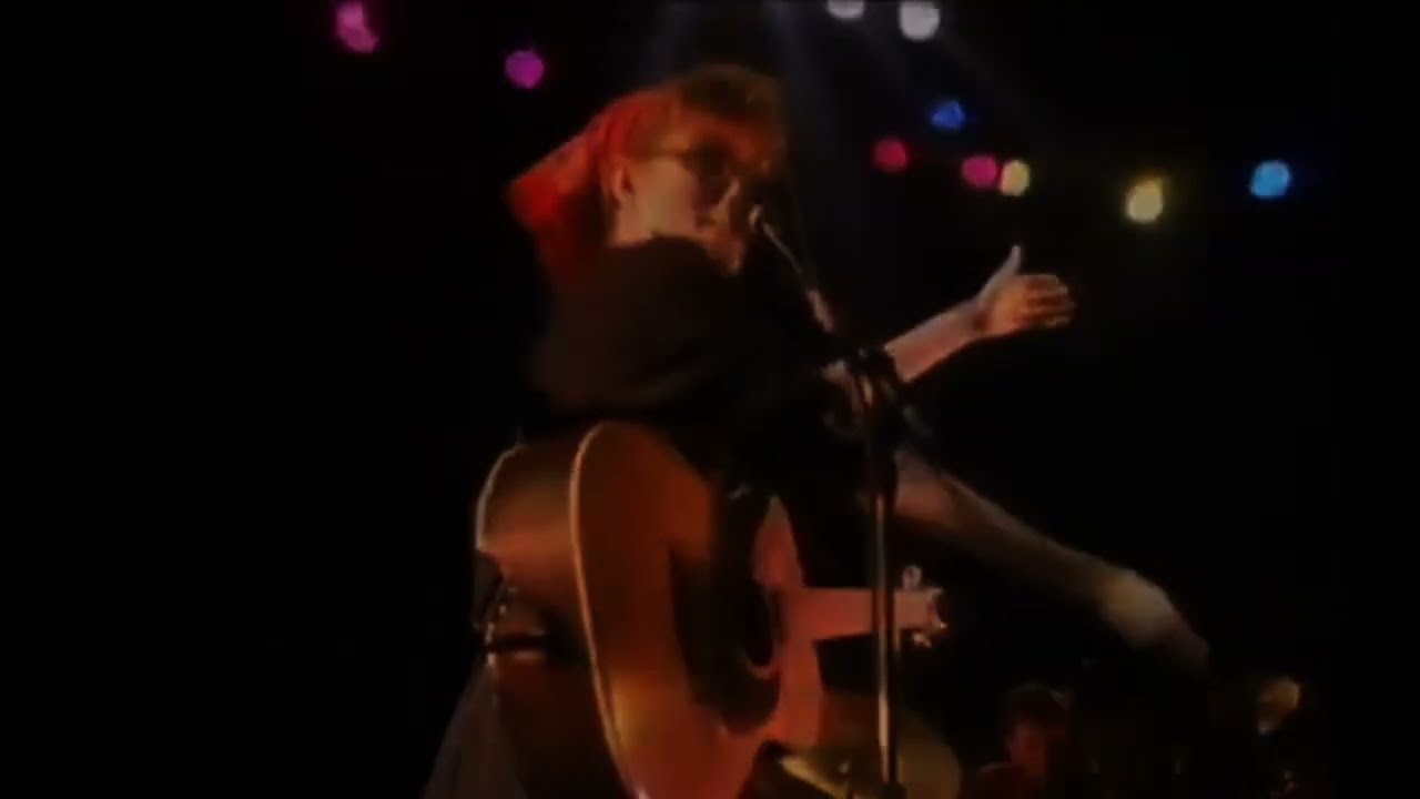 FAIRGROUND ATTRACTION - Find My Love - Live in Glasgow 1989
