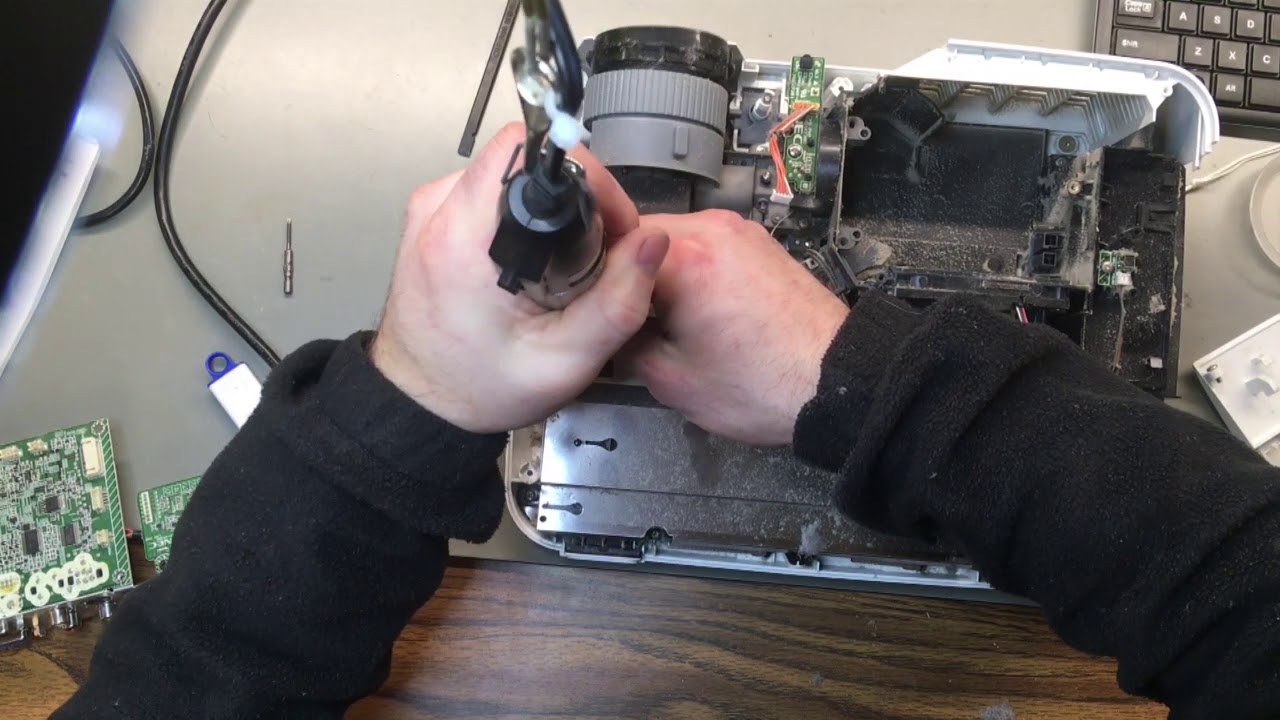 NEC VT280X DLP Projector Autopsy - Let's see why it caught fire!