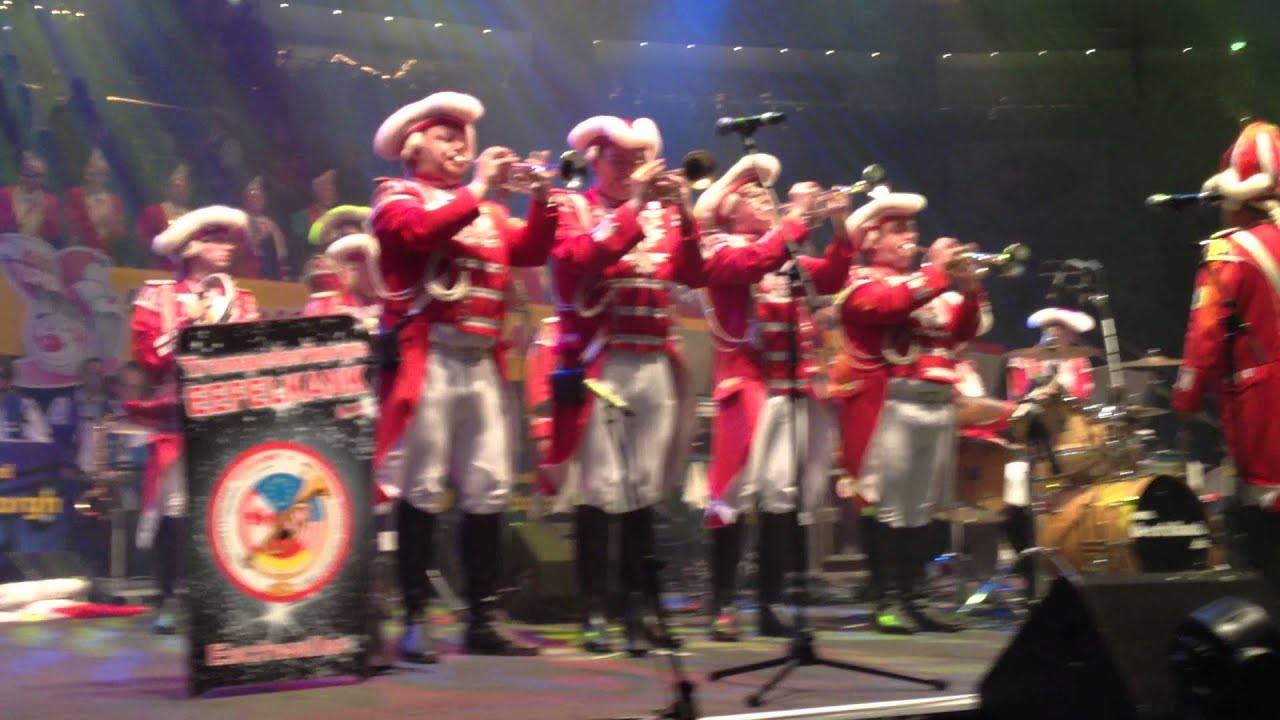 Trompeterkorps EEFELKANK Lachende Kölnarena 2013