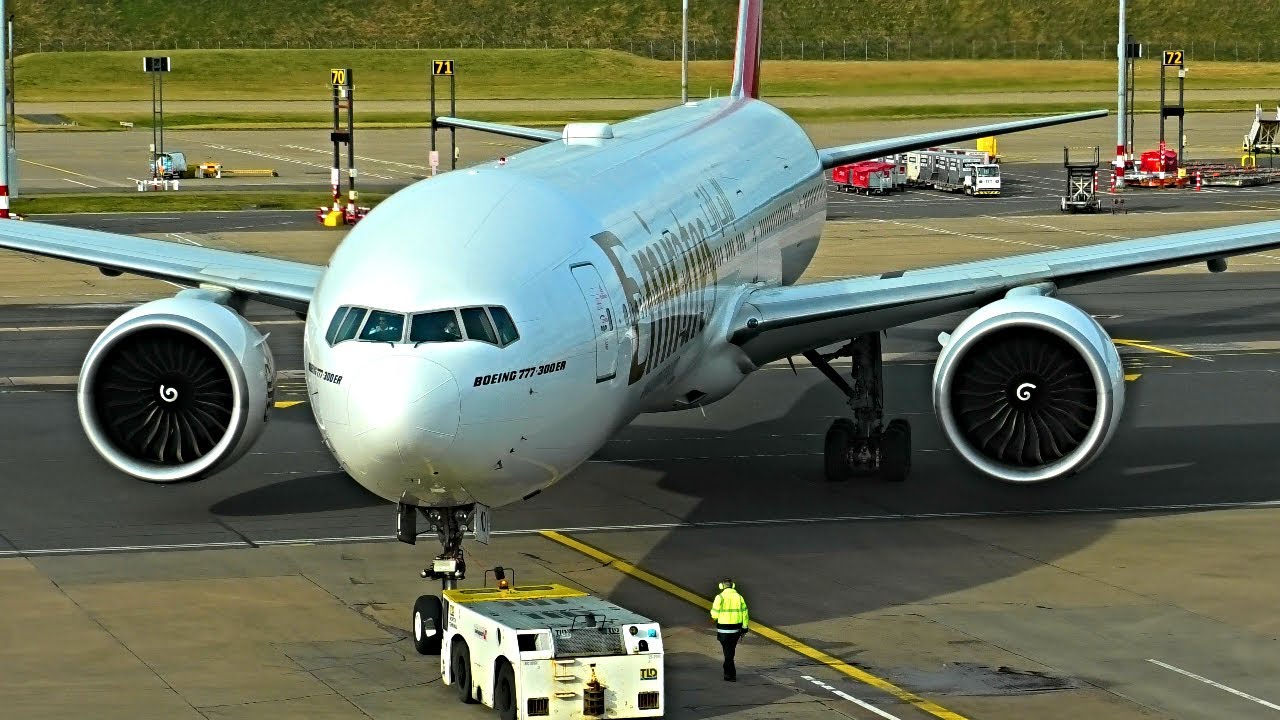 Terminal View Close Up Planes at Birmingham Airport, BHX (Incl: 747-200 & 777!)