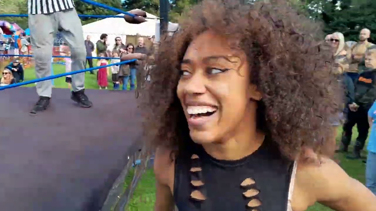 Ollie Jackson vs Amara Jayde - Feasty Fest (British Empire Wrestling)
