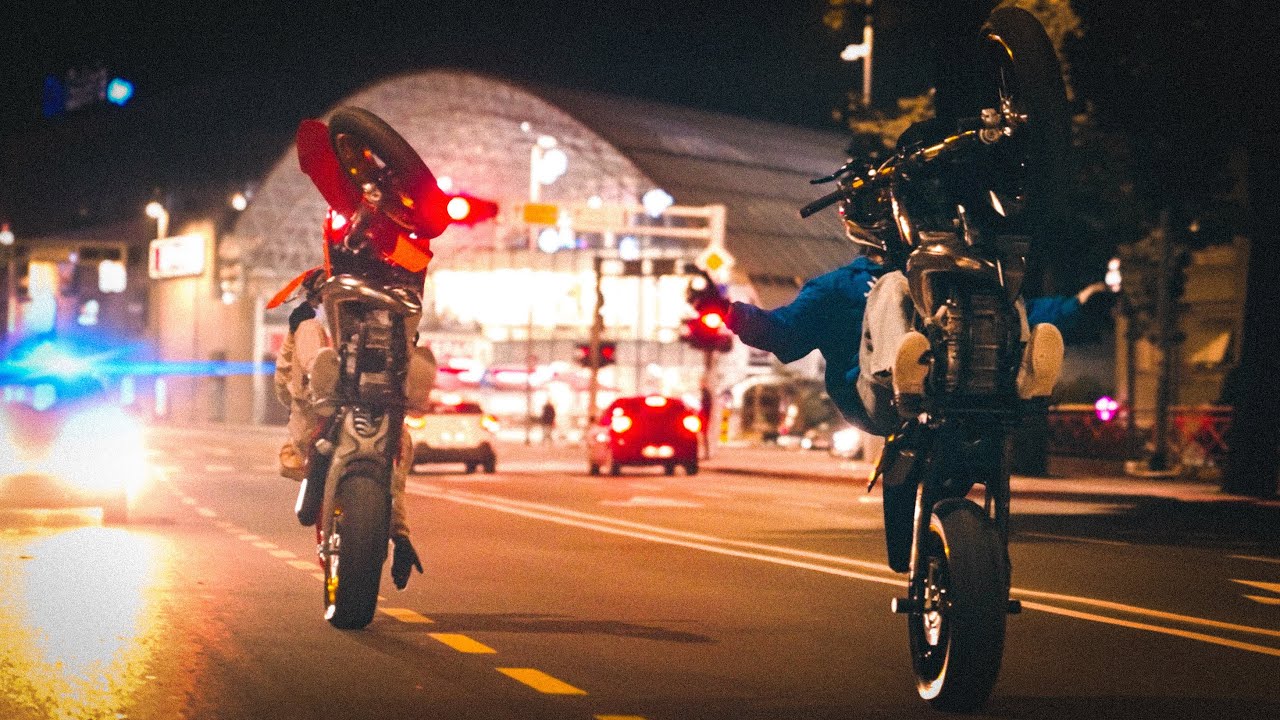 SUPERMOTO VS. POLICE | DREAMS WORTH DYING | WeOut (4K)