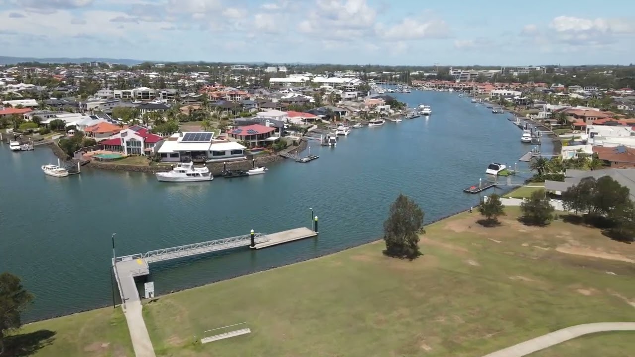 Flight near Raby Bay with the Dji Mavic Air 2