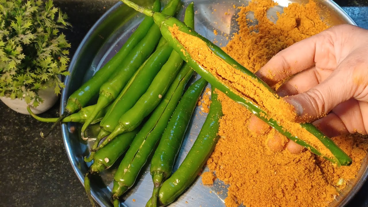 Super tasty 👌 bharwa mirchi  viralvideo #indianfood #subscribe 