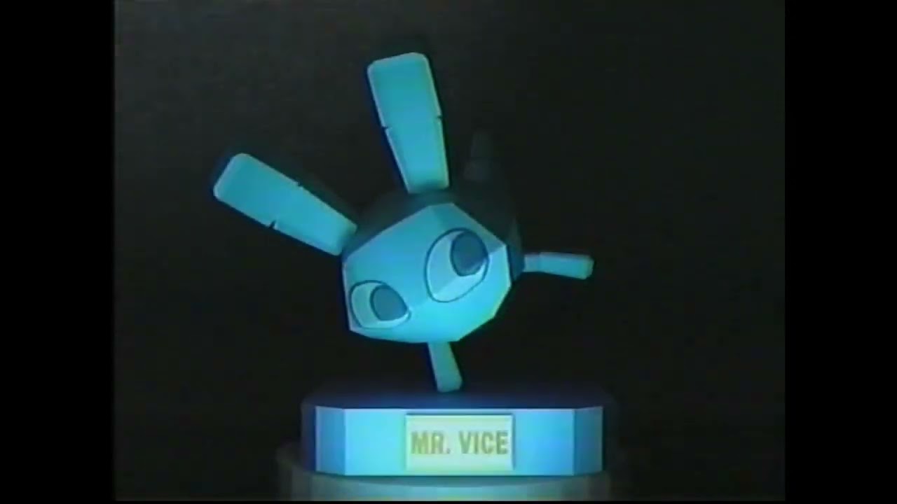 Skule Toyama - Museum Townique (Ft. AoClover) (Music Video)