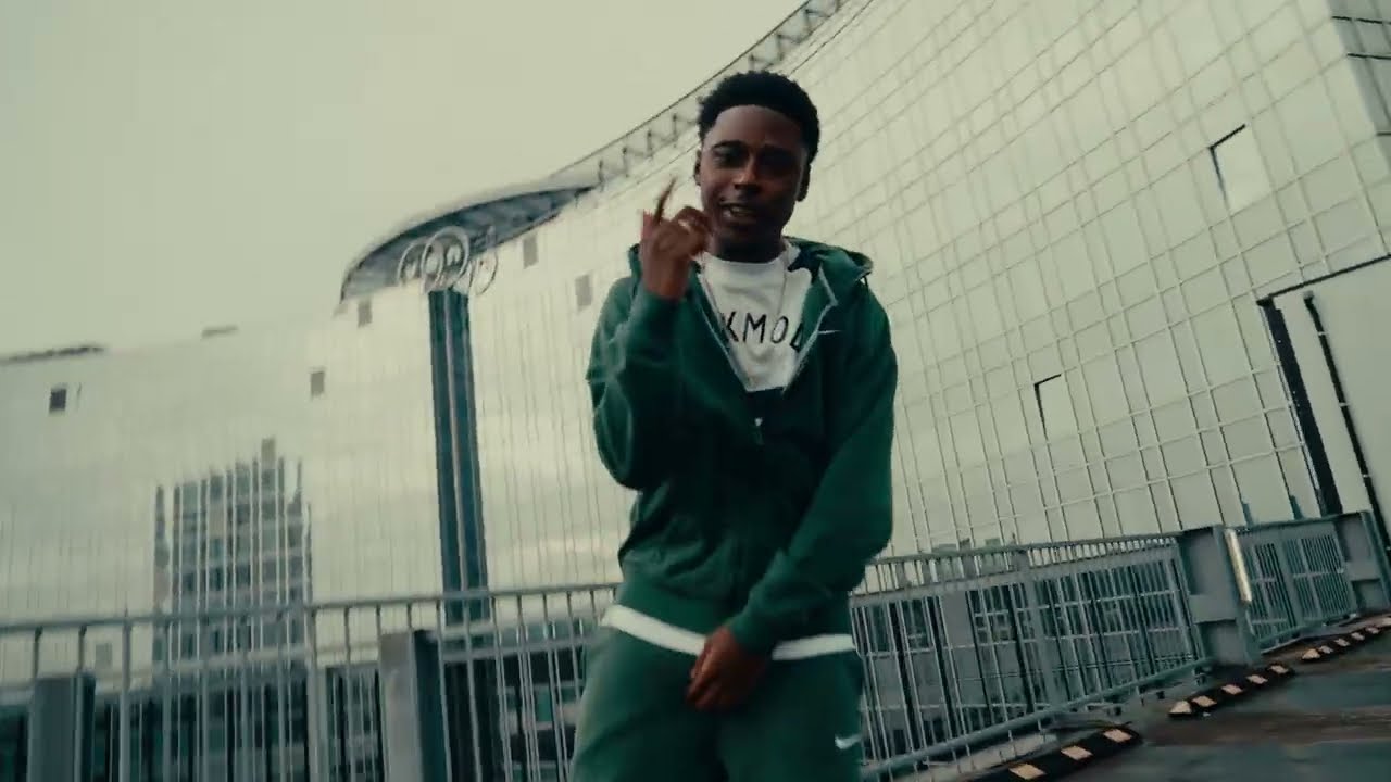 MEEKMODIE -  BDAY FREESTYLE ( prod by.... mandenka ) (official videoclip)