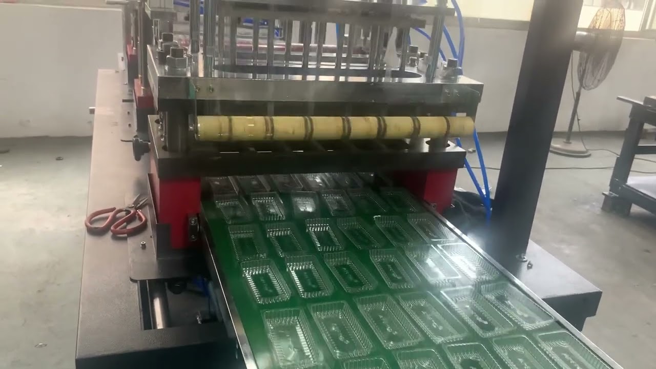 420 model small biscuit tray forming machine  best price