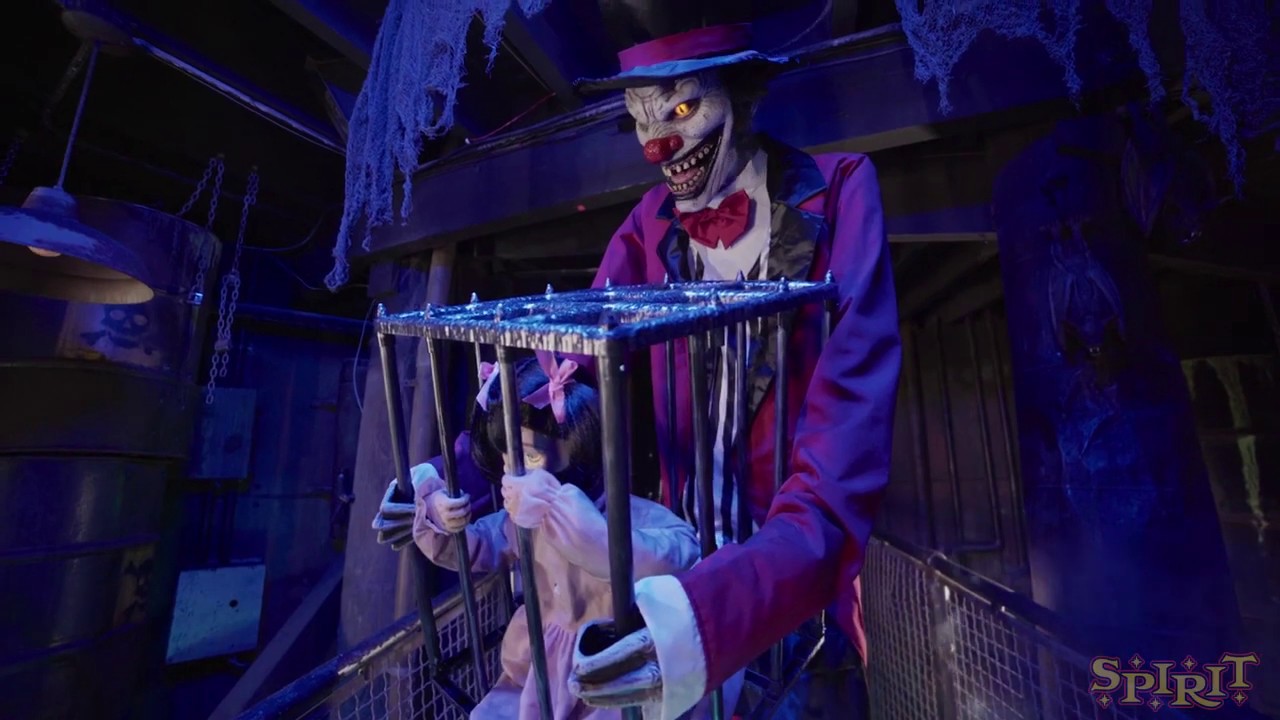 Spirit Halloween / 7 Ft Rotten Ringmaster Animatronic / 2019 Halloween
