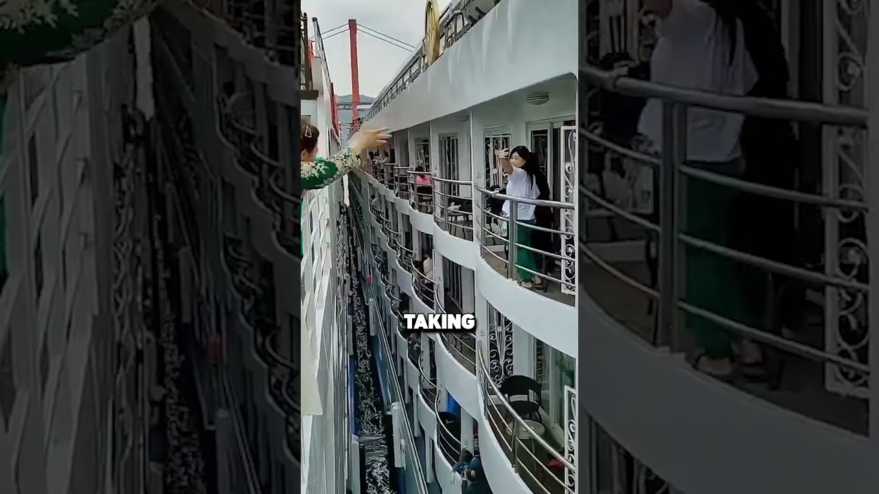 Эта лодка вот-вот разобьётся!😱