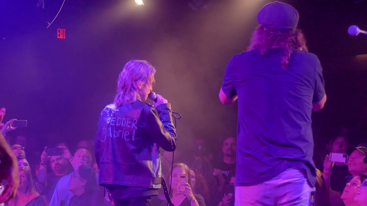 Kid Sings With Candlebox 10/21/21 #farbehind #candlebox #veddergabriel