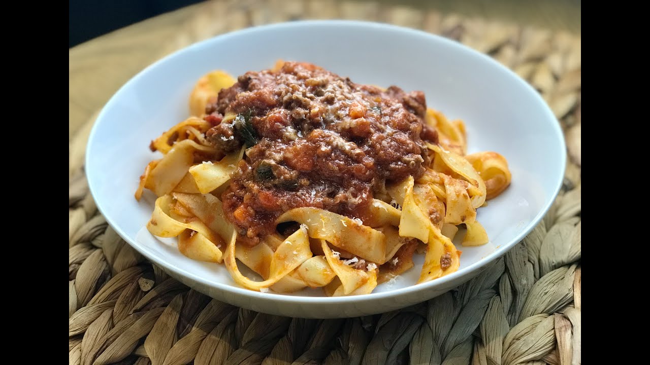 BOLOGNESE SAUCE! Made with milk.