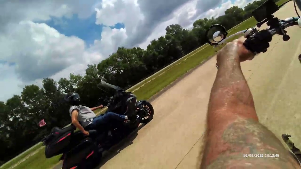 Bikers for bikers—feel the thrill of the open road! Today’s ride is just waiting for you. #roadtrip