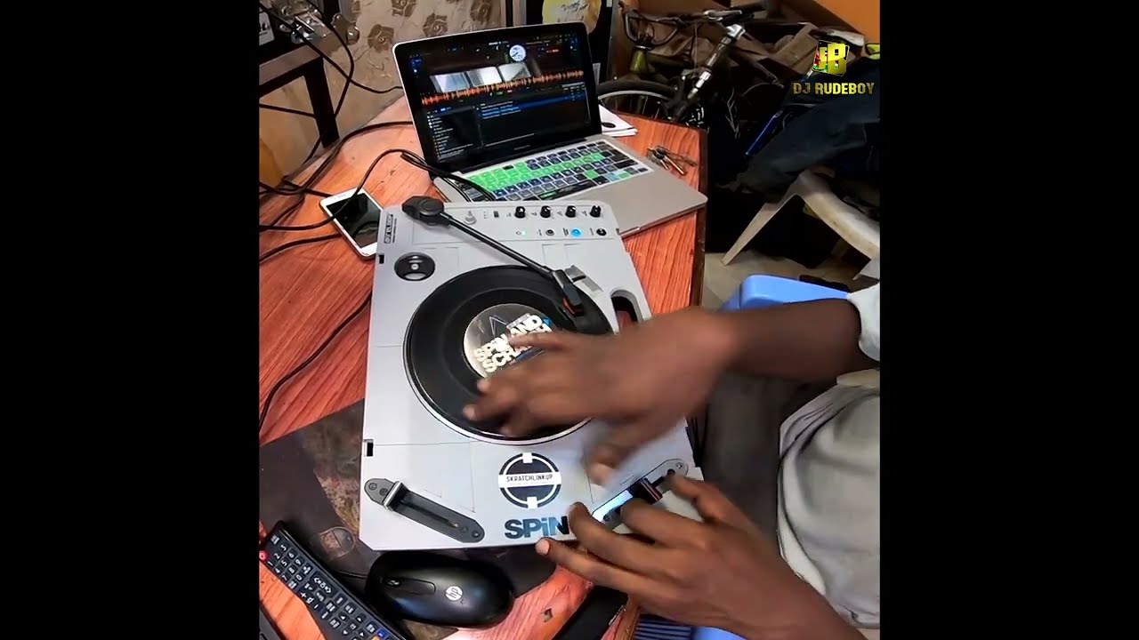 Portable Turntablism Practice 23/03/2023