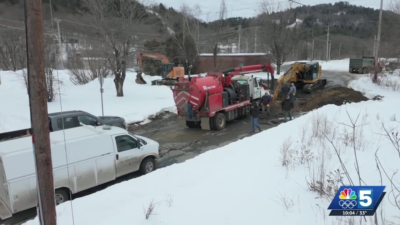 Water main break leaves many across St. Johnsbury without running water