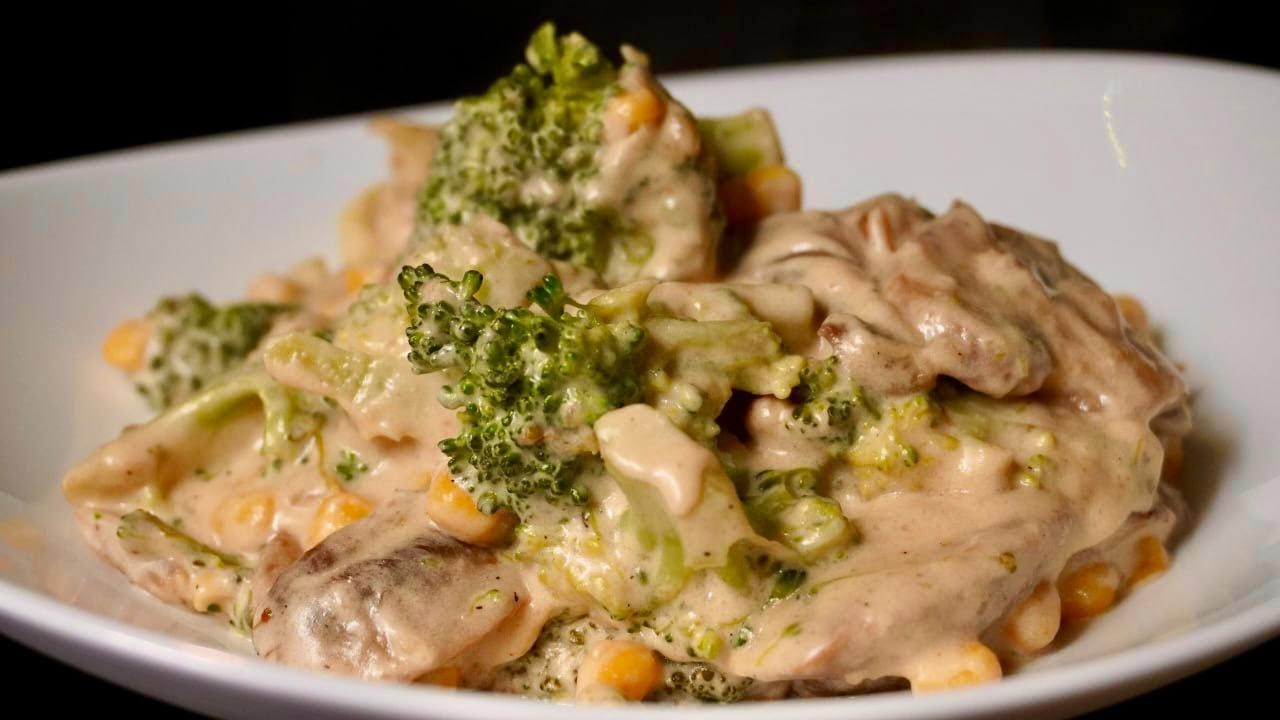 Грибы и брокколи в сливочном соусе - Самый вкусный рецепт - Готово за 20 минут.