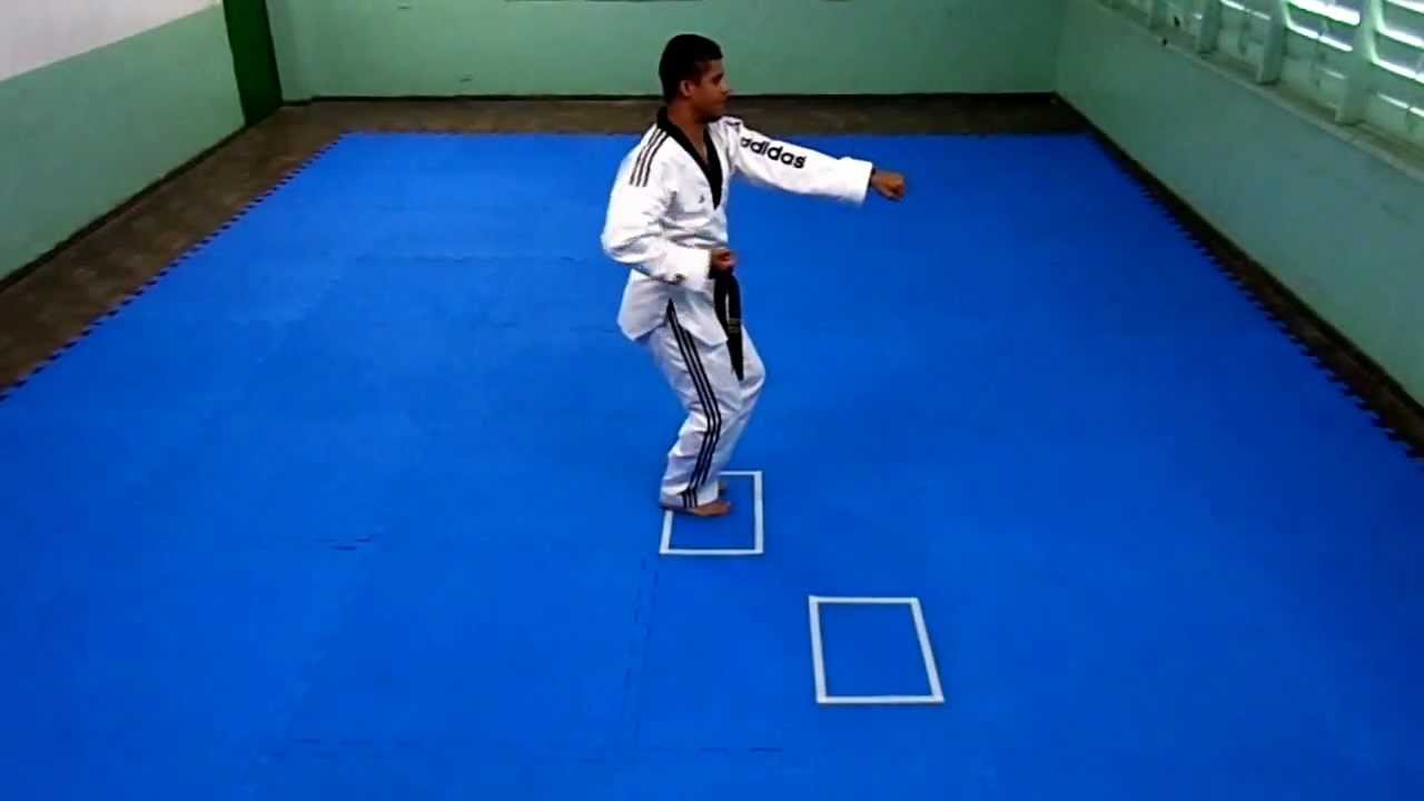 2° POOMSAE - SAJU JIRUGUI
