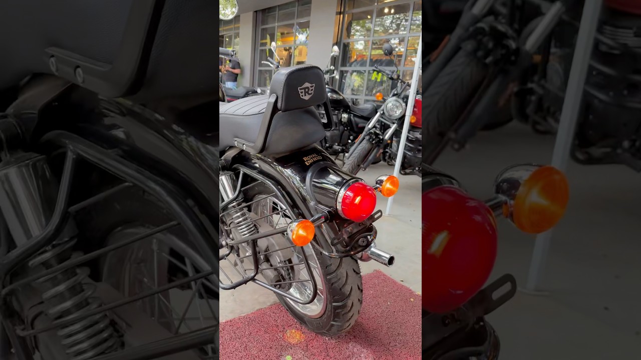 2025 All New Royal Enfield Bullet 350 Standard Black Colour Rear Profile ❤️💎🤩🔥