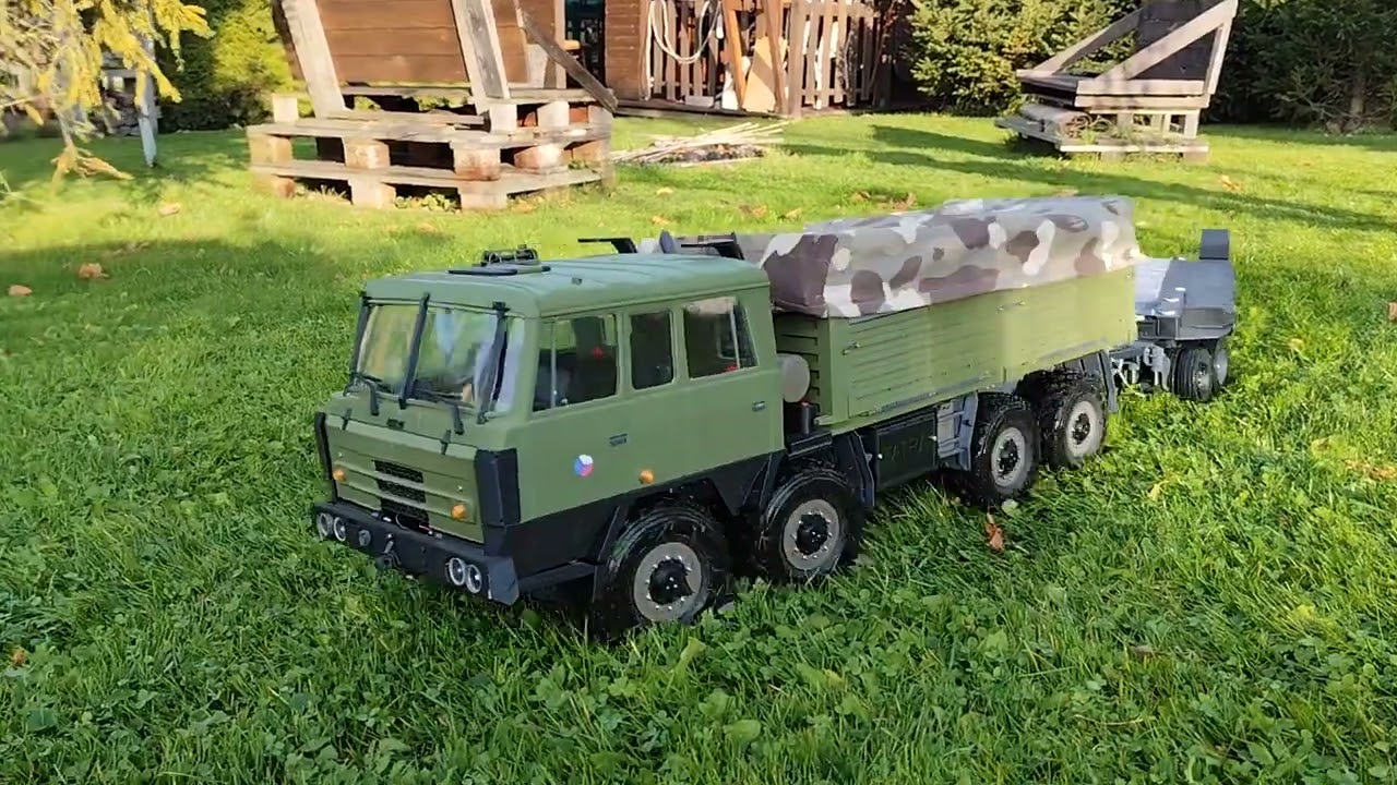 Tatra 815 8x8  s podvalníkem Transporta