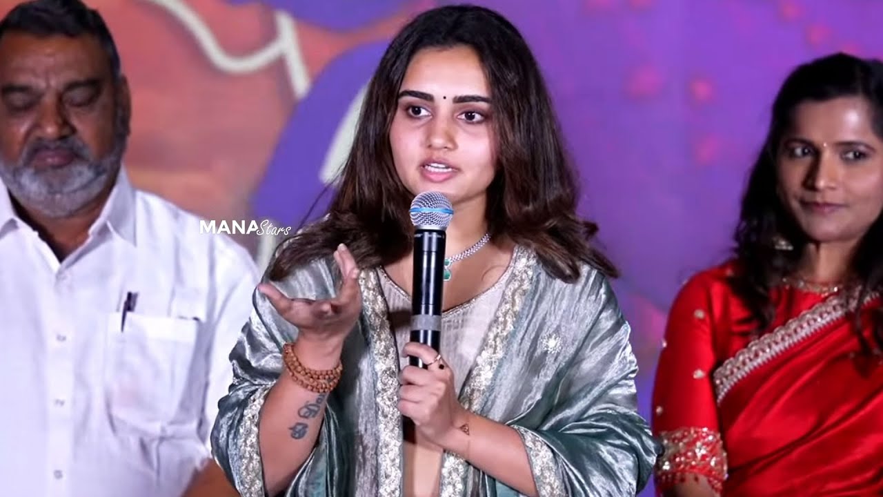 Actress Soniya Singh Speech @ #BharthaMahasayulakuWignyapthi Grand Pre-Release Event